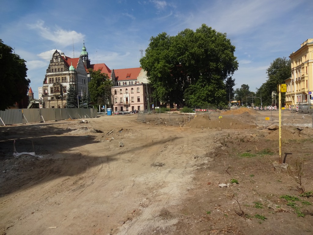 Plac Słowiański w Legnicy - remont