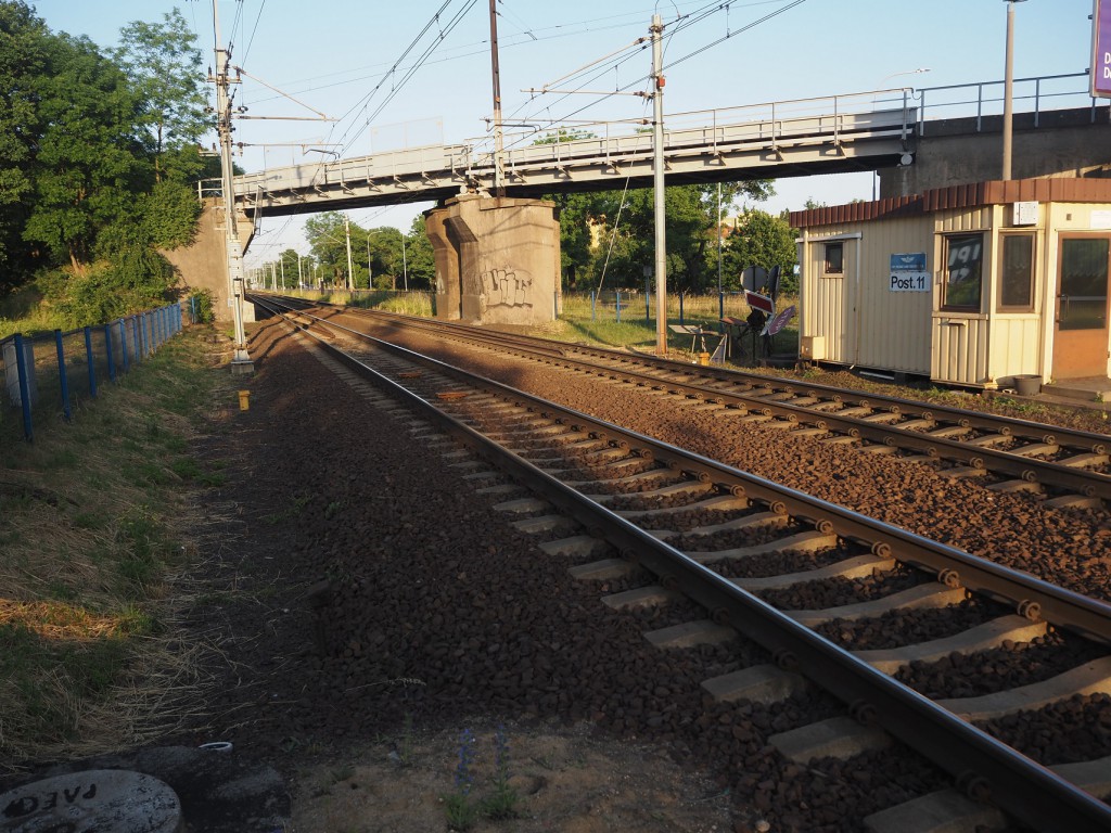 Linia kolejowa nr 751 (na wiadukcie nad linią E-30)