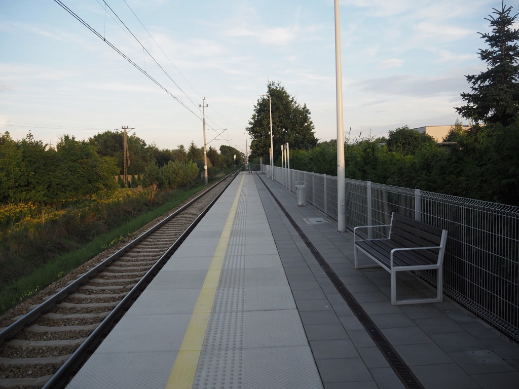 Linia kolejowa nr 292 - przystanek Wrocław Strachocin