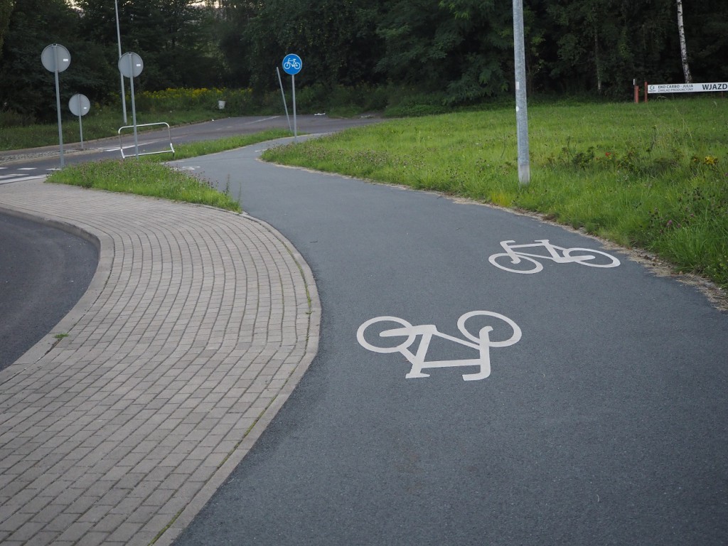 Droga rowerowa przy ul. Wysockiego w Wałbrzychu