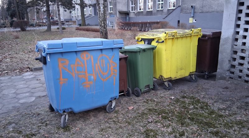 Transformacja zaczyna się na podwórku. Paweł Pomian o energii, odpadach i odpowiedzialności osiedli